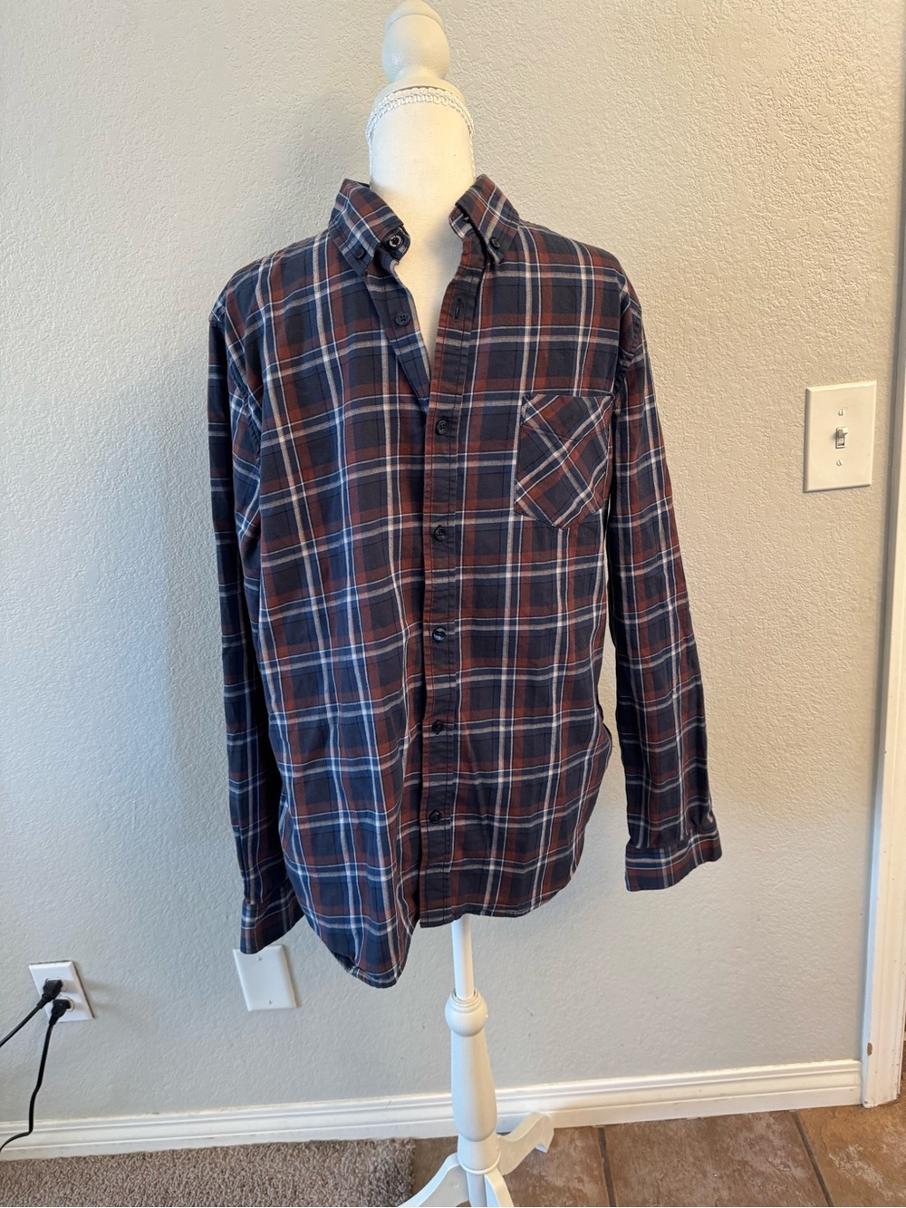 Ben Sherman Mens Plaid Button Down Shirt Long Sleeve Stretch Cotton Blue Rust M